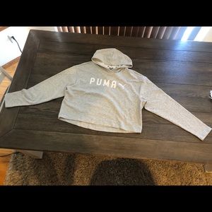 Puma light gray cropped sweatshirt